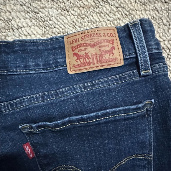 levis jeans - Picture 2 of 6